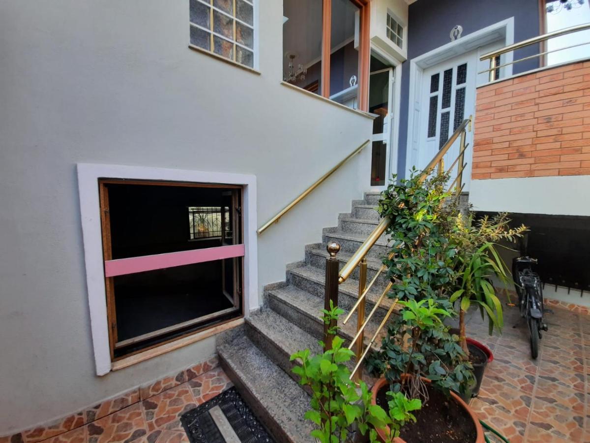 Villa 53 Tirana Exteriér fotografie